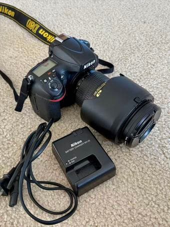 Nikon D800 Bundle w/ 24-70mm f/2.8 Lens - Excellent Condition 1