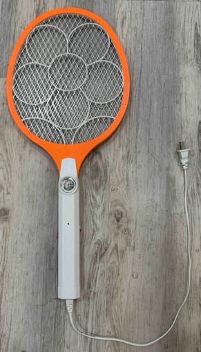 Rechargeable Electric Mosquito Zapper Racket 1
