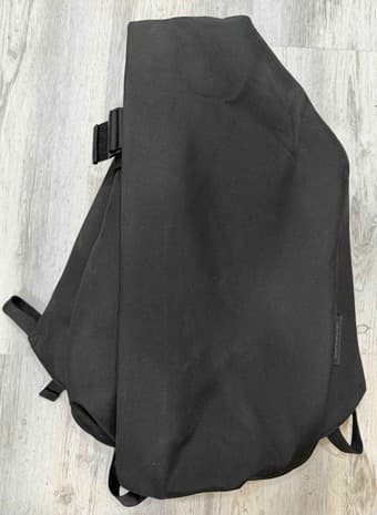 côte&ciel Isar Ecoyarn Medium Backpack, Black 1