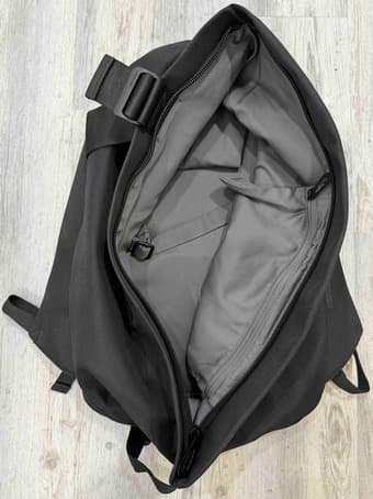 côte&ciel Isar Ecoyarn Medium Backpack, Black 2