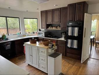 Room in large shared hosue - Redwood City - $1,400 3