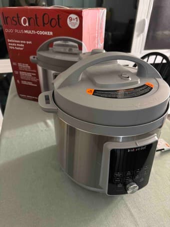 Instant Pot, 8-Quart Whisper Quiet 9-in-1 Pressure Cooker (like-new) 1