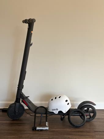 Ninebot Segway ES scooter + helmet (white, large) + u-lock + new tube 1