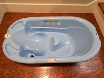 Primo Baby Bathtub 1