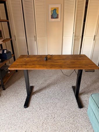 Free standing desk 2
