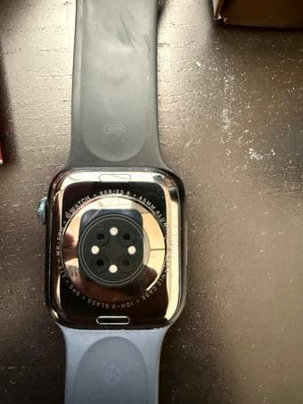 Apple Watch Series 8 45mm GPS + Cellular 1