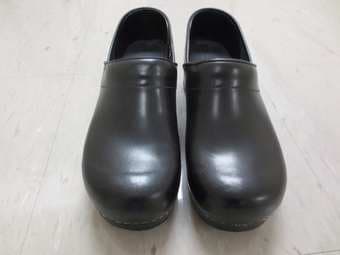 Sanita clogs black men size 43, like new 1