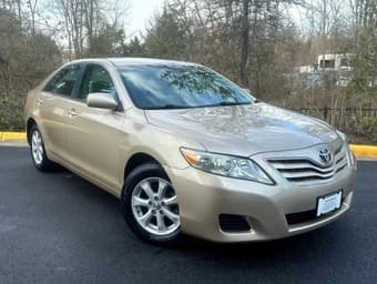 2011 Toyota Camry LE, 160k mi for sale $6000 1