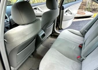 2011 Toyota Camry LE, 160k mi for sale $6000 3