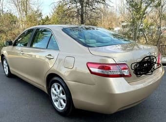 2011 Toyota Camry LE, 160k mi for sale $6000 4