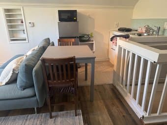 Cozy Loft 1B1B in Single Family Palo alto Near Stanford for Rent 3