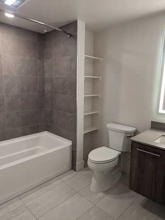 Looking for a Female Flatmate – 1B1B in 2B2B at Mountain View 1