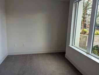 Looking for a Female Flatmate – 1B1B in 2B2B at Mountain View 3