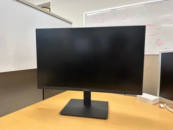 24'' 1080p monitor for sale 1