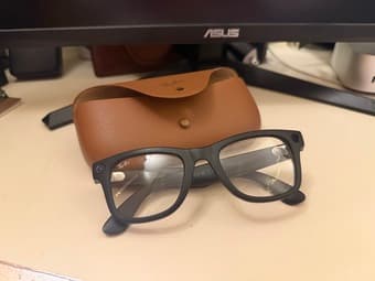 Meta Ray Bans, Transition Lenses 1