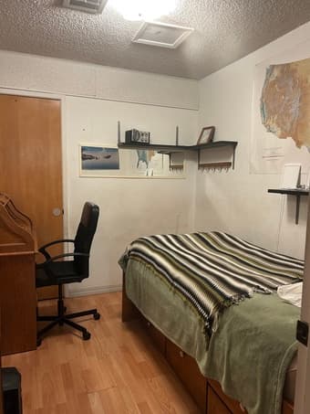 Cozy furnished room in College Terrace 2 blocks from Stanford 1