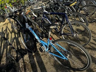 Bike + lock + seat 1