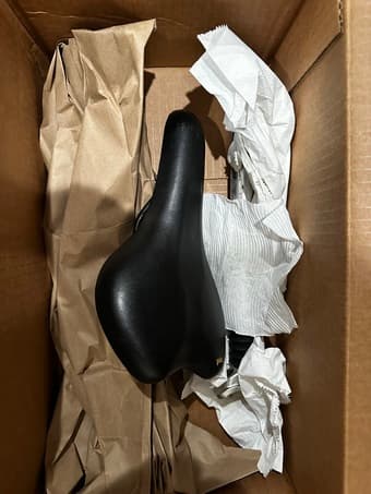 Bike + lock + seat 4