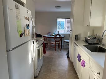 Roommate Wanted (3BR/2BA) College Ave, Palo Alto, Available Late March 2