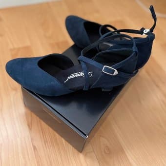 Diamant Women’s Smooth Ballroom Dance Shoes, US size 8.5 1