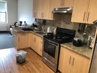 EVGR Studio Sublet (2026/8-9) 1