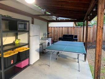 Studio-style furnished bedrooms near Mountain View Caltrain 1