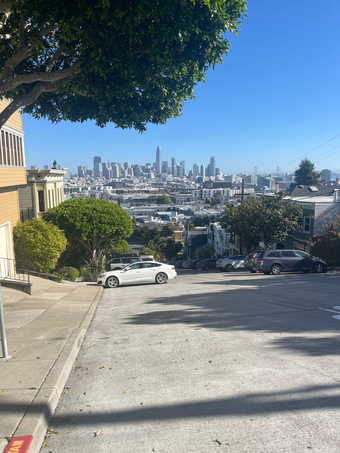 Room available in Potrero Hill, SF apartment starting May 1 (or later) 1