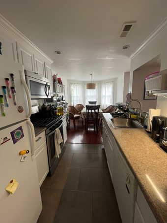 Room available in Potrero Hill, SF apartment starting May 1 (or later) 3