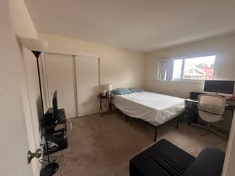 Room available in a Two Bedroom/One Bath Apartment in Menlo Park 1