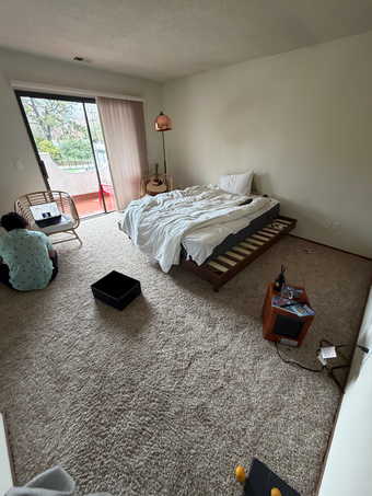 Beautiful spacious furnished room in Menlo Park with private balcony 1