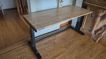 Large Husky desk in great condition 2