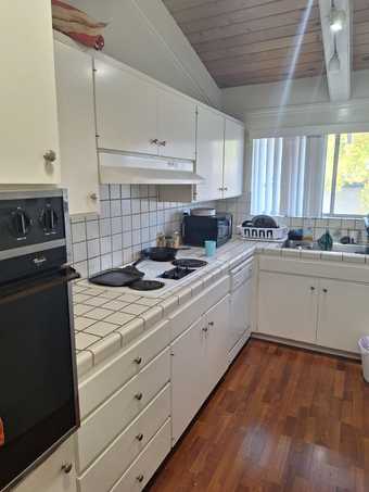 Private Room + Bath in 2B/2B Palo Alto Apartment – Female Only 4