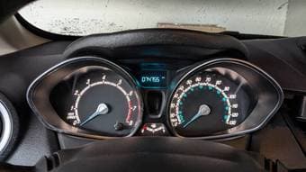 2017 Ford Fiesta SE 1.6 – Manual – Black – Clean Title - Moving Sale 4