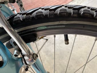 Giant Sedona Women's Bike, for person height of 5ft3 to 5ft8. 3