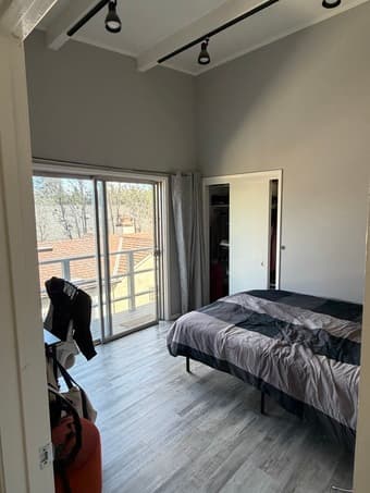 Entire fully furnished 2BR/1B apartment near Stanford 3