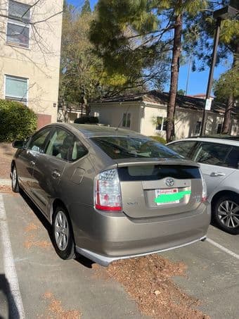 Toyota Prius (164k miles) for sale, available now 2