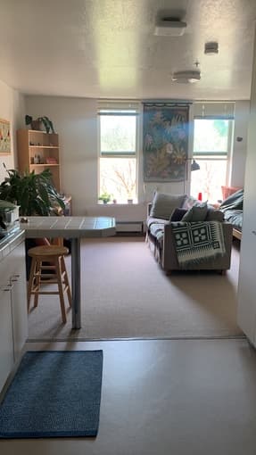 Summer Sublet – Stanford Studio 1