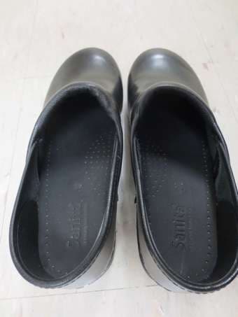 FS: Sanita clogs black men size 43, like new 3