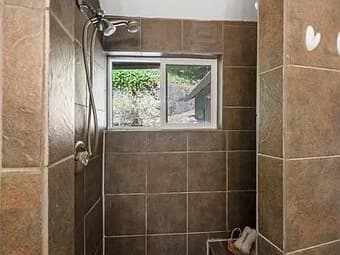 Single House Master Room on Alpine Rd behind Stanford(West Menlo Park) 2