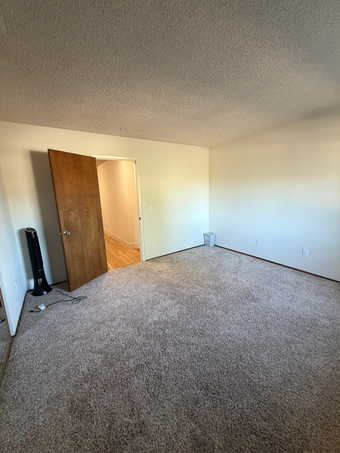 beautiful bedroom 6min from Stanford, move in ASAP 2