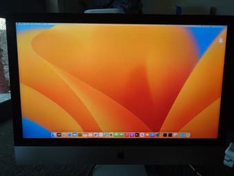 2017 5K Retina 27" iMac 1