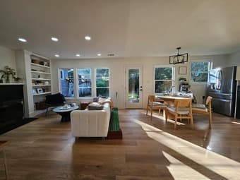 Short-Term Sublease (April 1 - May 19): Master Bedroom in Menlo Park 3