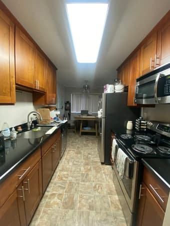 Bedroom for rent in Menlo Park (2 bed, 1 bath) 2