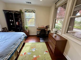On-campus furnished bedroom in a beautiful house-move in ready 2