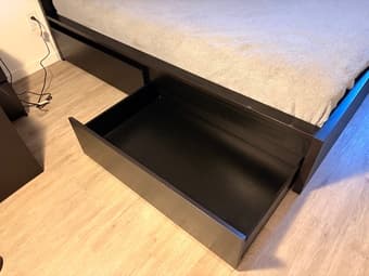 Queen bed frame plus bedroom set 2