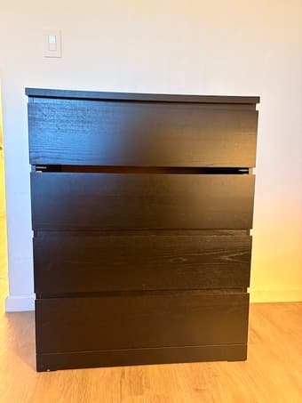 Queen bed frame plus bedroom set 3