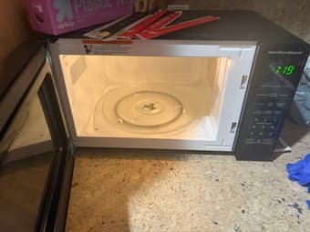 Microwave - good condition 1