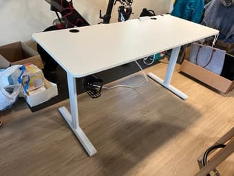 Standing white desk 1