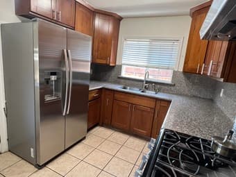 Remodeled 1100 SqFt Duplex 2