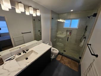 Short-Term Sublease (Mar 23 - May 19): Master Bedroom in Menlo Park - 3